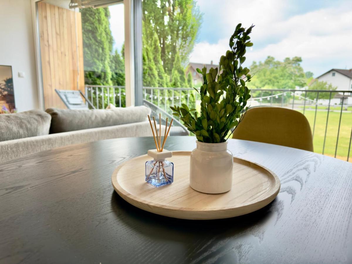 Flair Apartments Vorarlberg - Stilvolles Wohnen Nahe Bodensee & Alpen - Kueche, Balkon & Gratis Parkplatz Bregenz Ngoại thất bức ảnh