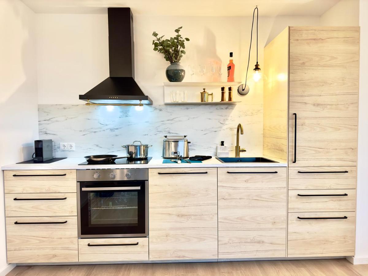 Flair Apartments Vorarlberg - Stilvolles Wohnen Nahe Bodensee & Alpen - Kueche, Balkon & Gratis Parkplatz Bregenz Ngoại thất bức ảnh