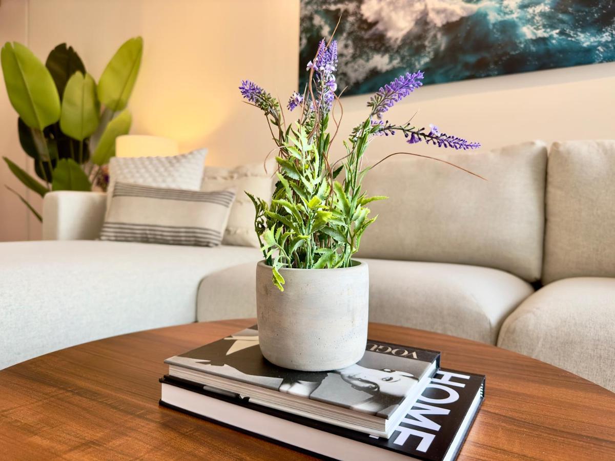 Flair Apartments Vorarlberg - Stilvolles Wohnen Nahe Bodensee & Alpen - Kueche, Balkon & Gratis Parkplatz Bregenz Phòng bức ảnh
