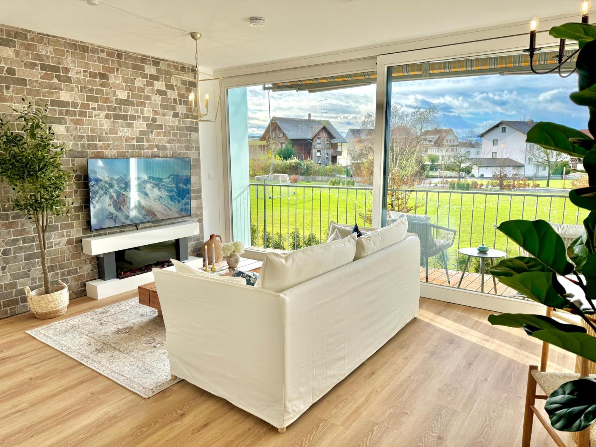 Flair Apartments Vorarlberg - Stilvolles Wohnen Nahe Bodensee & Alpen - Kueche, Balkon & Gratis Parkplatz Bregenz Ngoại thất bức ảnh