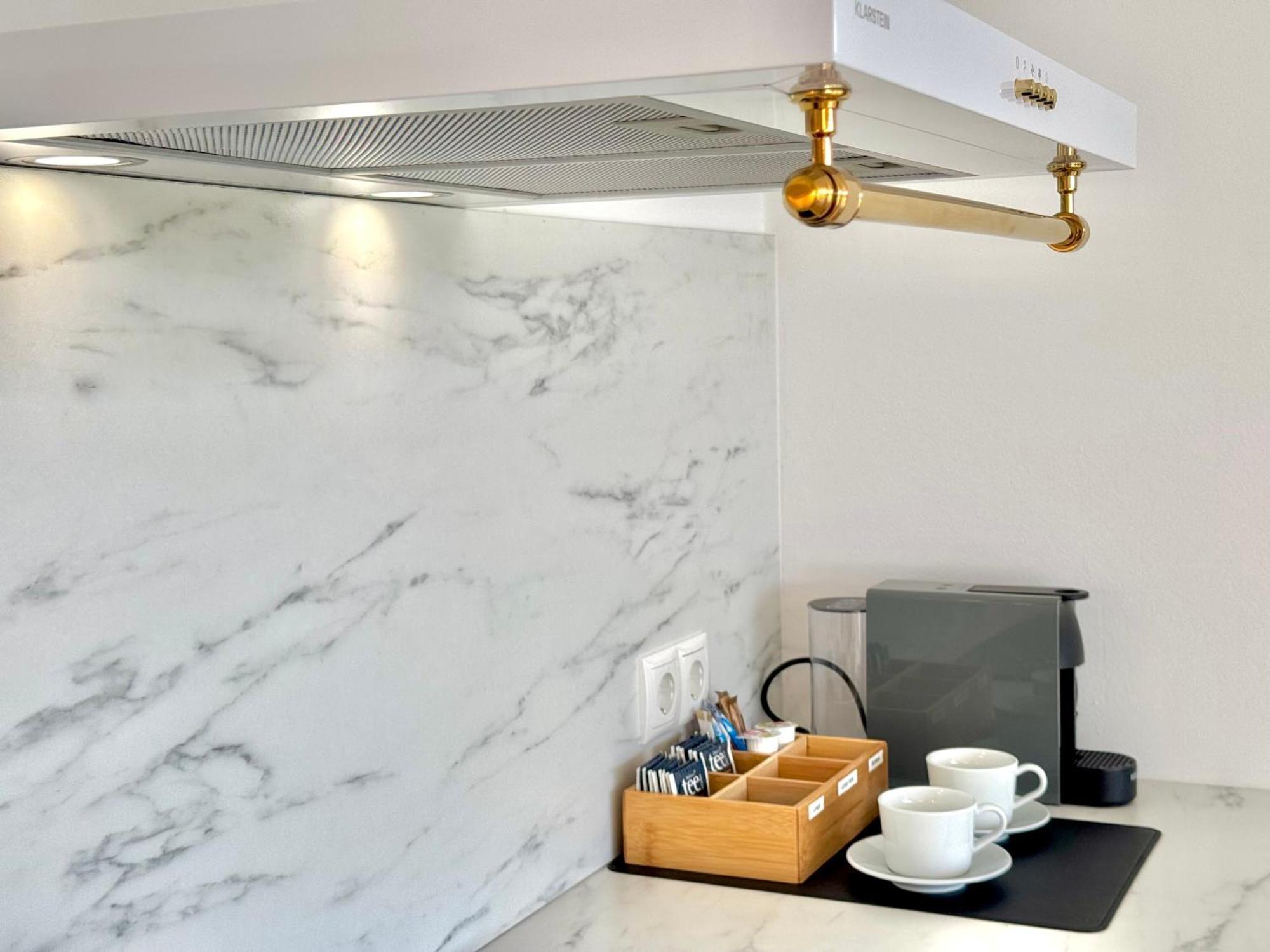 Flair Apartments Vorarlberg - Stilvolles Wohnen Nahe Bodensee & Alpen - Kueche, Balkon & Gratis Parkplatz Bregenz Ngoại thất bức ảnh